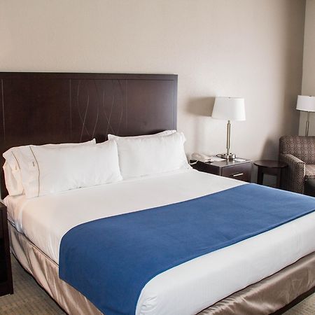 Holiday Inn Express And Suites Sikeston By Ihg Экстерьер фото