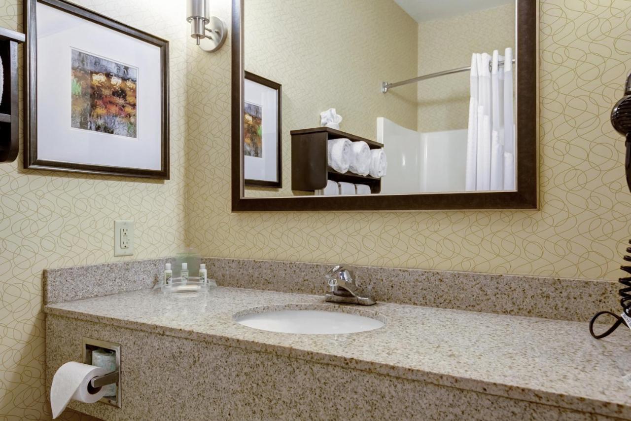 Holiday Inn Express And Suites Sikeston By Ihg Экстерьер фото