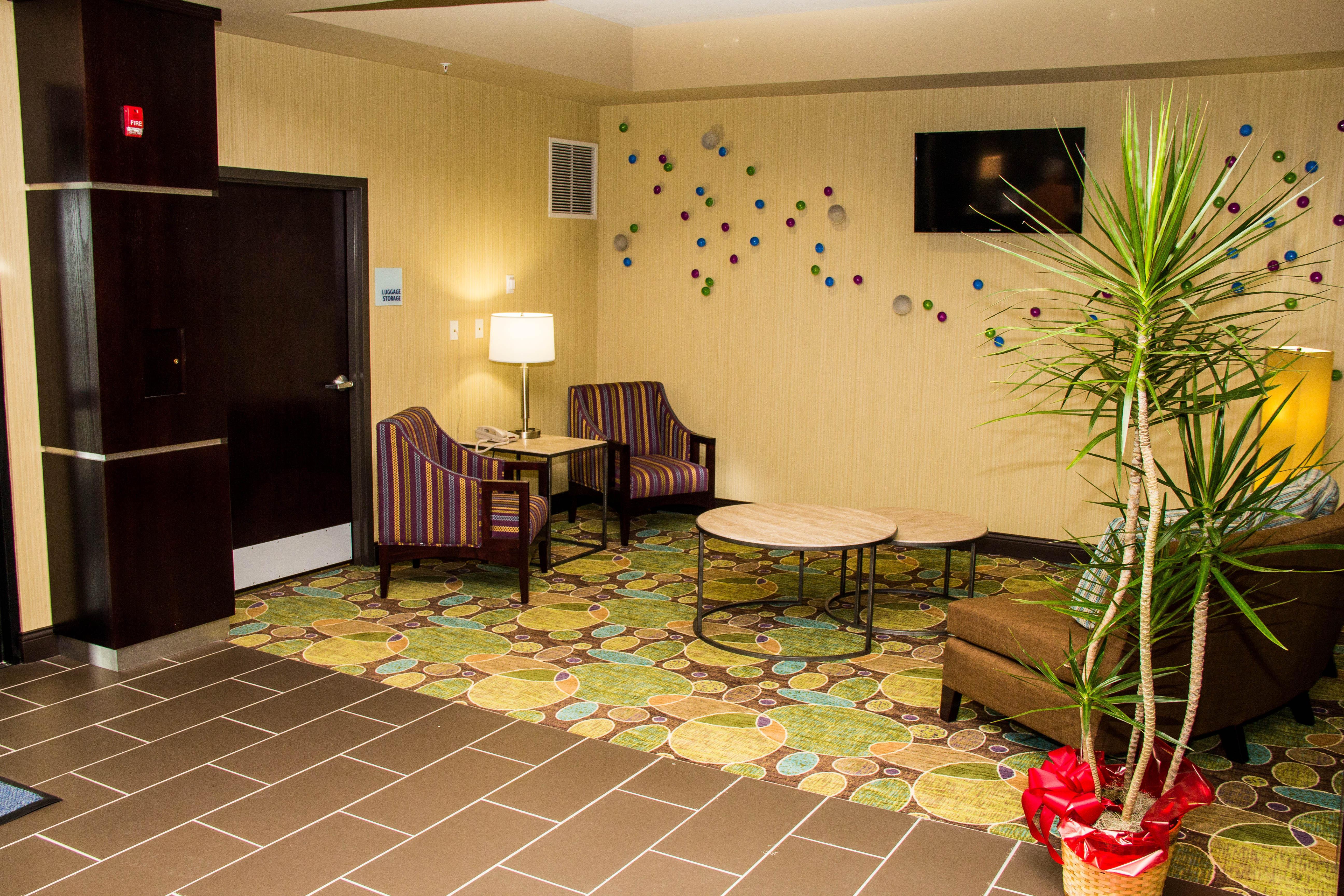 Holiday Inn Express And Suites Sikeston By Ihg Экстерьер фото