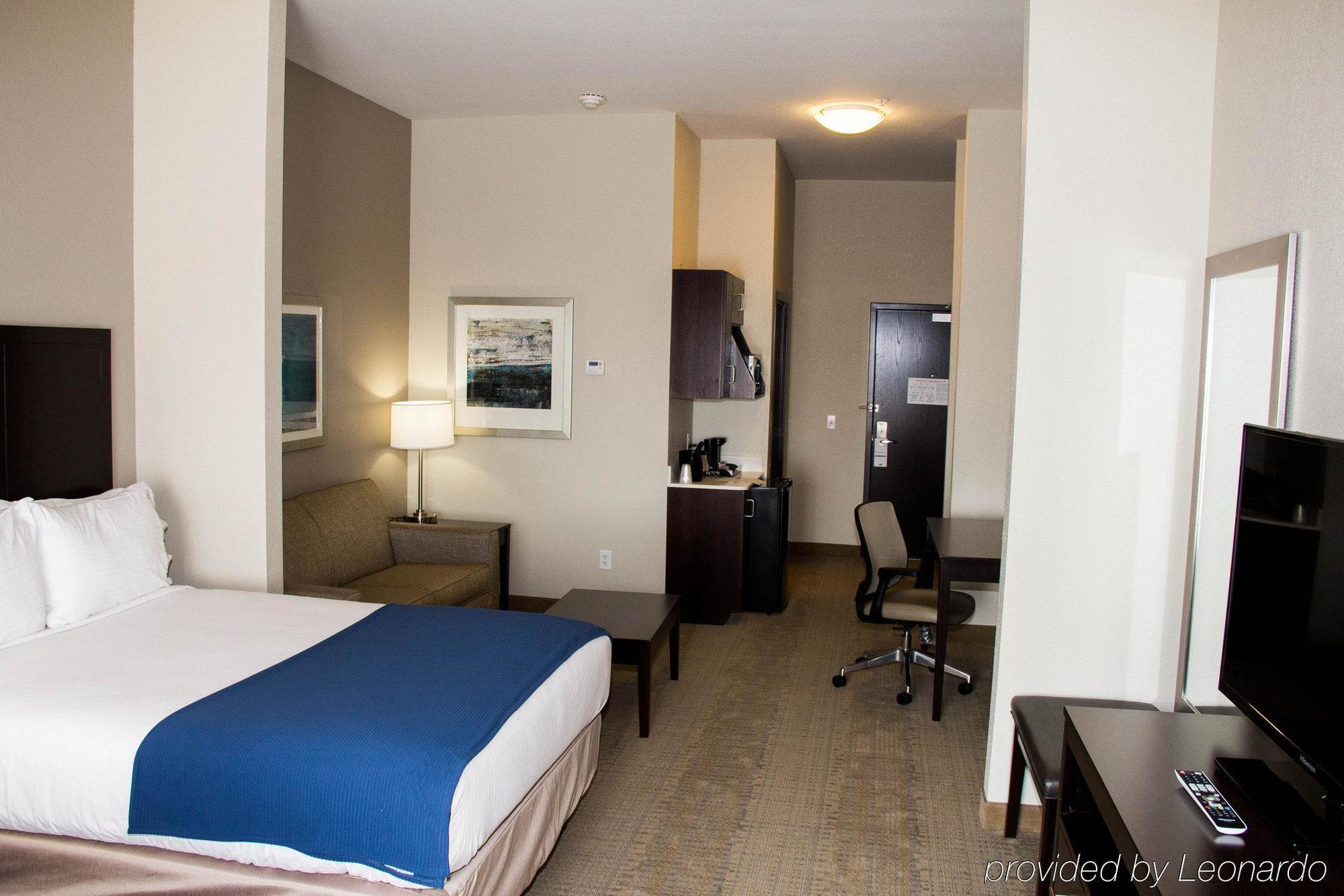 Holiday Inn Express And Suites Sikeston By Ihg Экстерьер фото