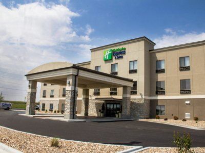 Holiday Inn Express And Suites Sikeston By Ihg Экстерьер фото
